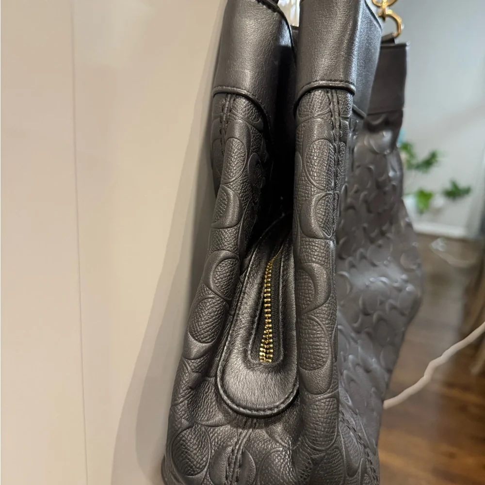 Coach Lexy Shoulder Bag in Signature Black Leather See Description - Picture 5 of 10